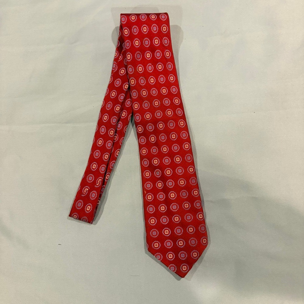 Daniel Cremieux Mens Red Silk Medallion Geometric Hand Made Necktie USA READ